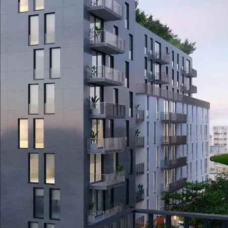 Trio Escape * טיראנה