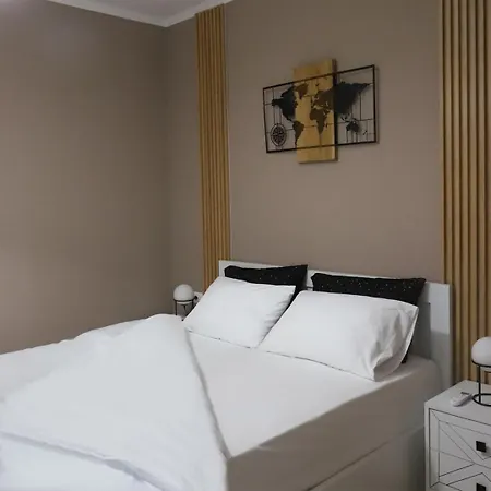 Trio Escape Tirana