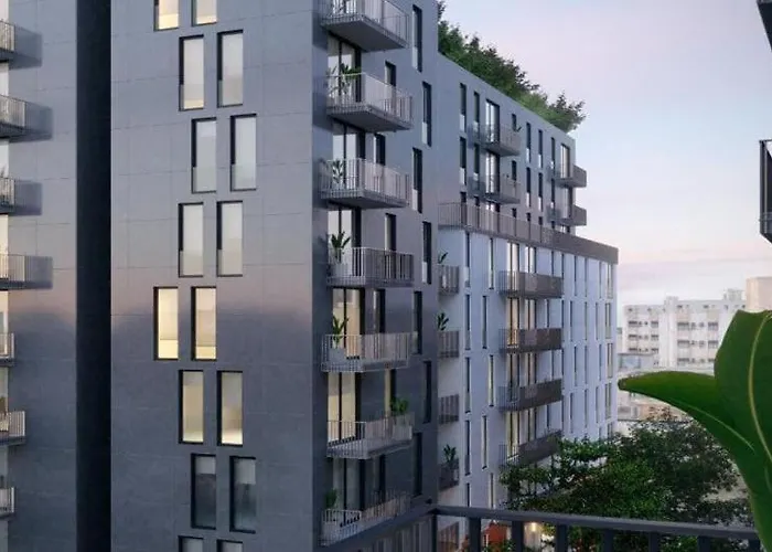 Trio Escape * Tirana