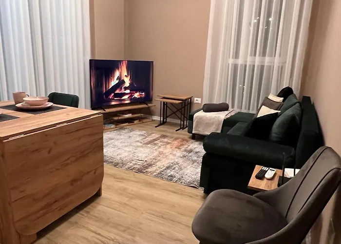 Trio Escape * Tirana